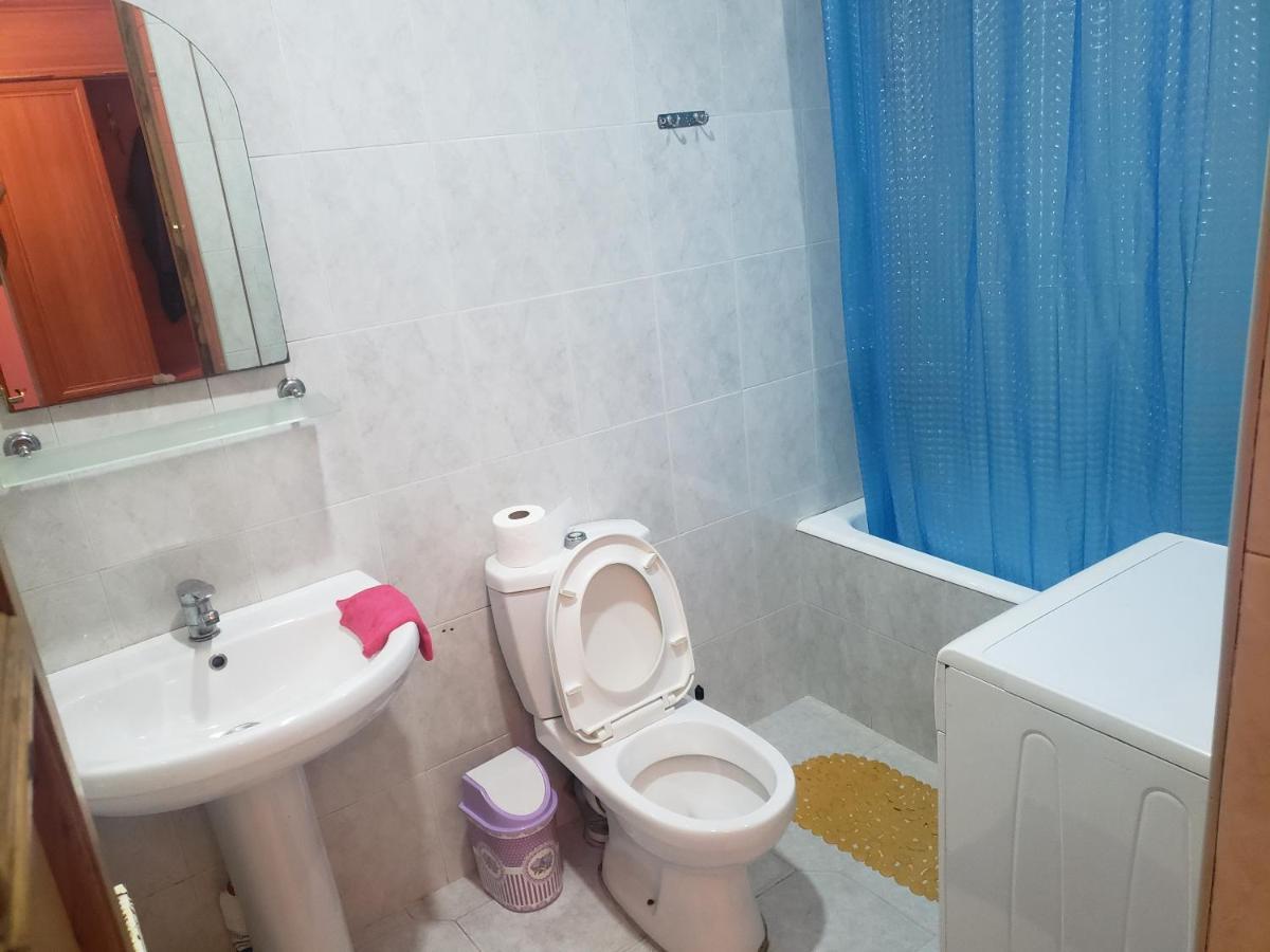 Intercity Hostel Batumi Esterno foto